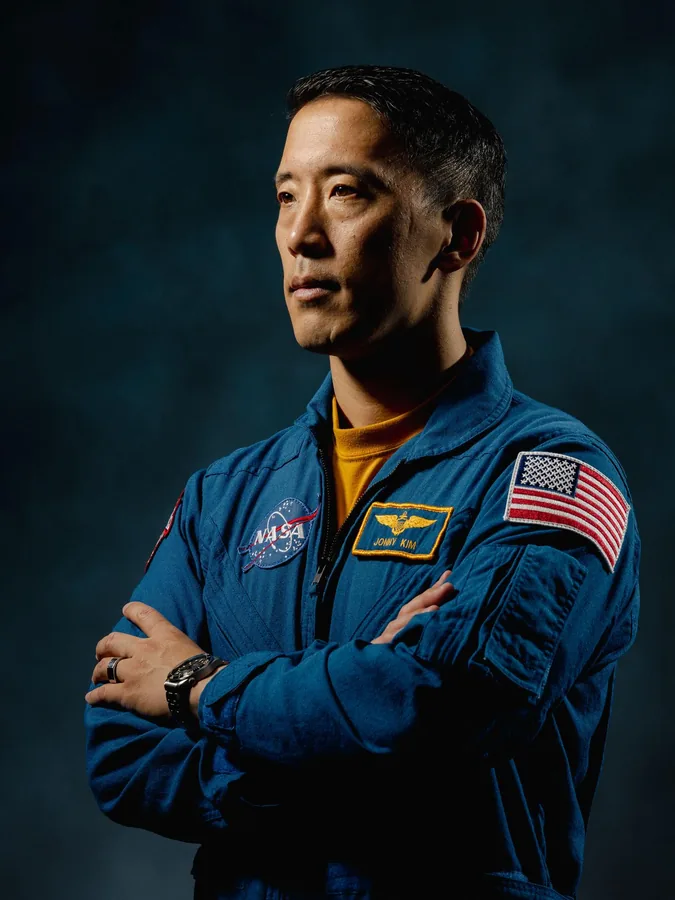 美国国家航天局（NASA）宇航员 Jonny Kim 离职以继续服兵役