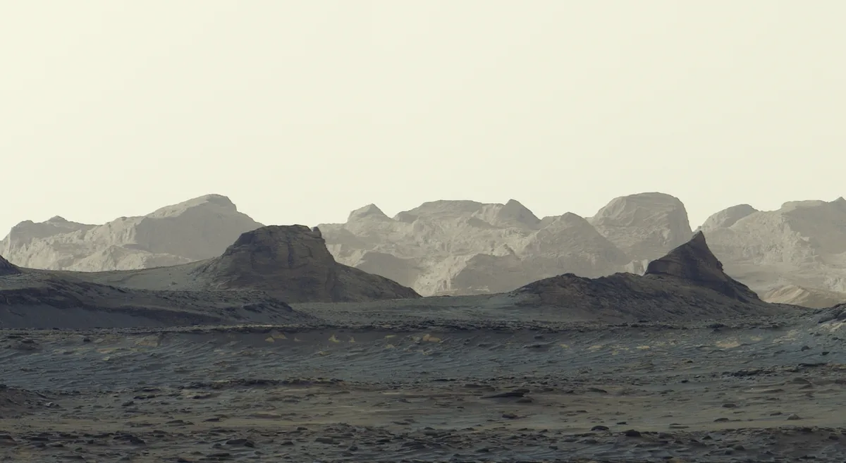 NASA’s Curiosity Rover Catches Stunning Martian Dawn
